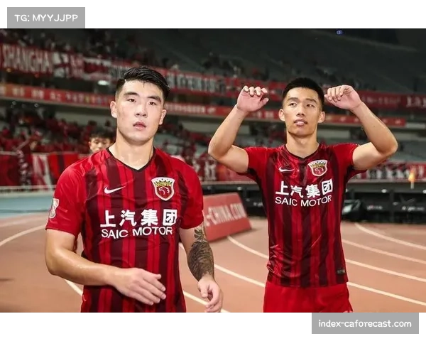 马洛卡中卫组合拉托赖洛稳定搭档，共同首发胜率达50%